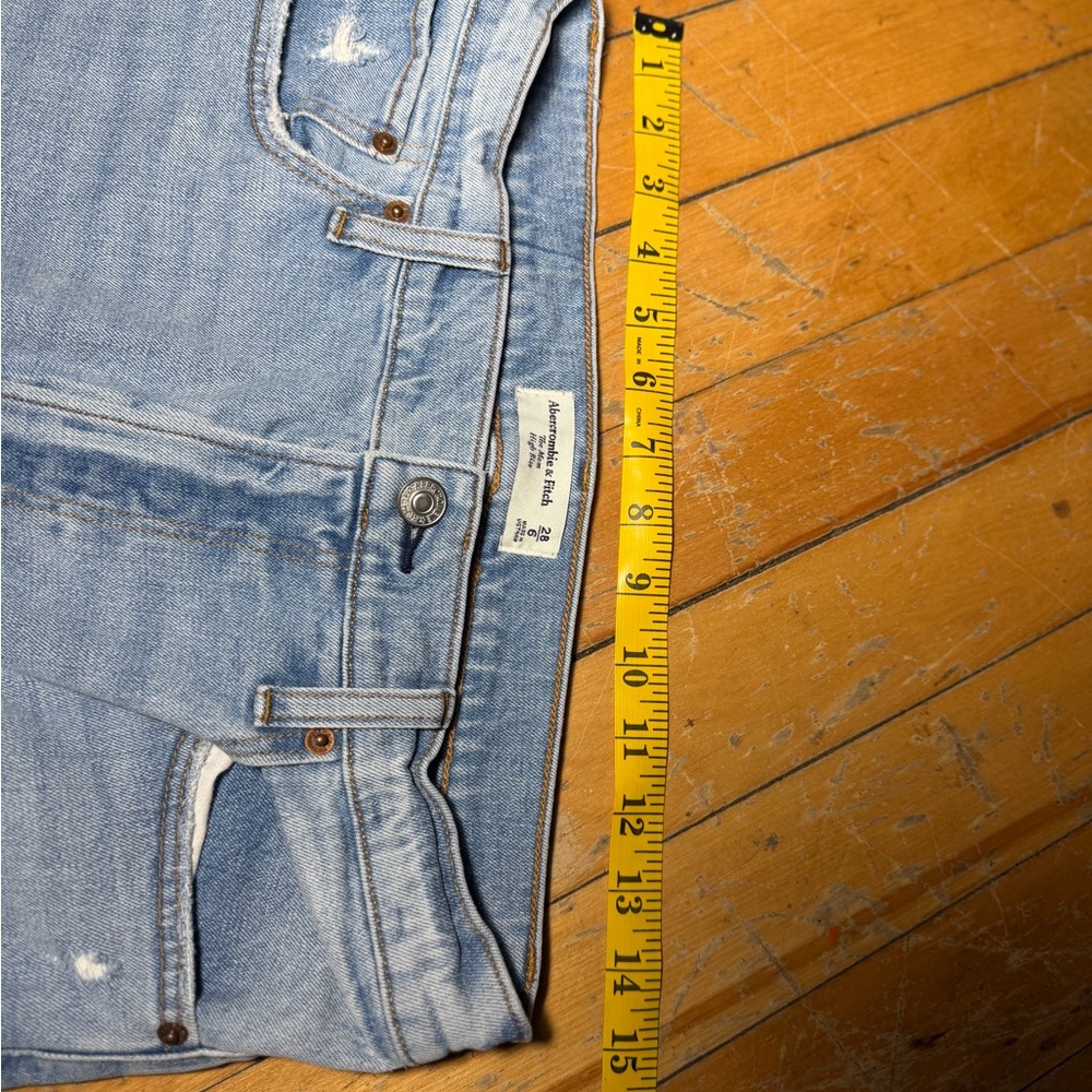 Abercrombie & Fitch Light Blue Distressed Jeans - Picture 5 of 5